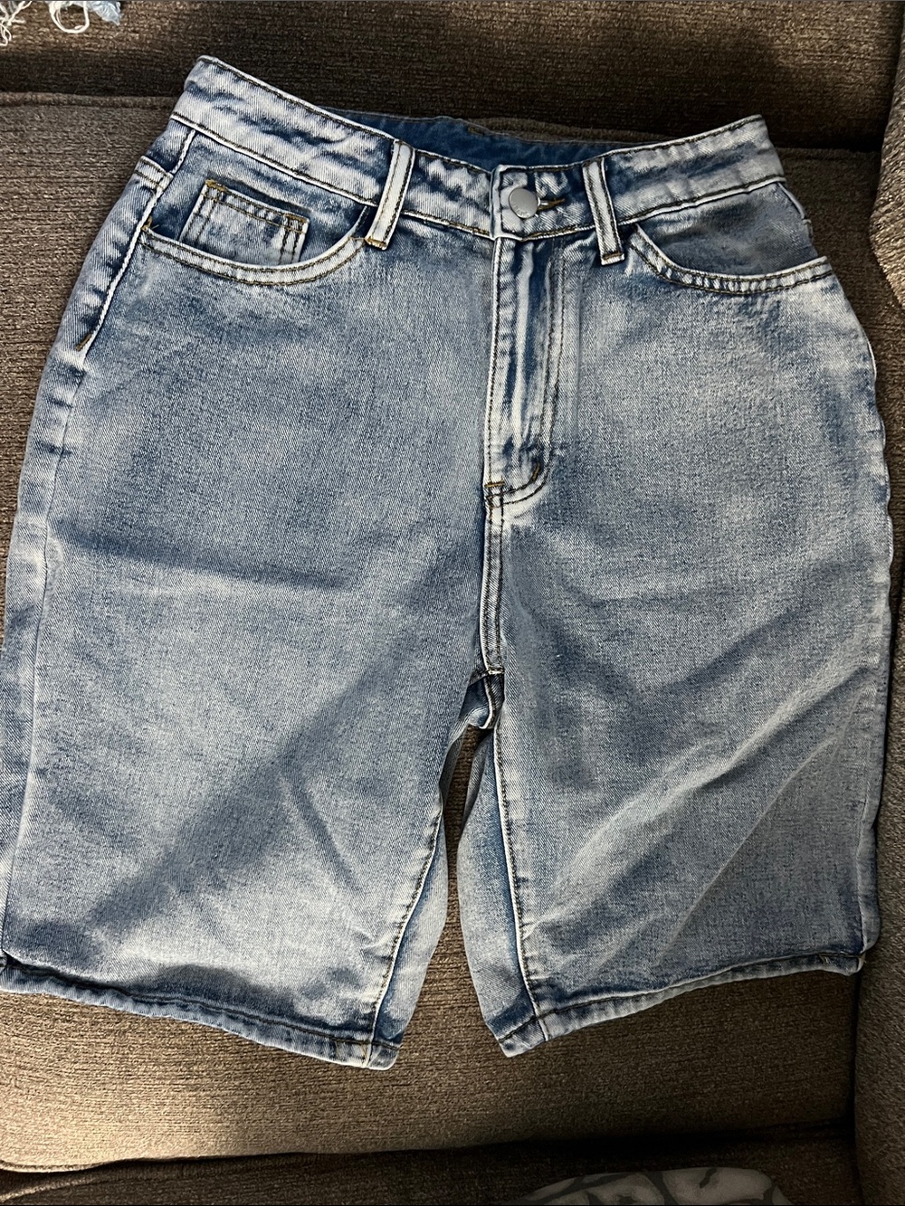 Classic Light Blue Denim Men's Shorts - Picture 3 of 5